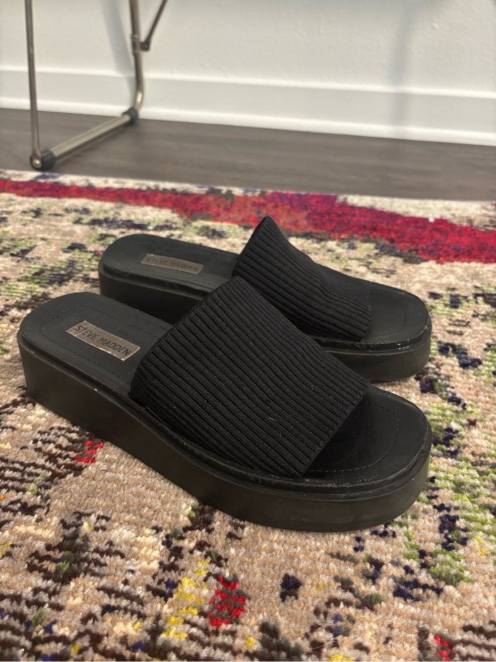 Steve Madden Black Ribbed Platform Slide Mule Sandals